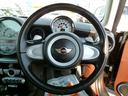 クーパー　クラブマン　クーパー　クラブマン（４名）　ＣＤ　ＡＵＸ　禁煙車　リモートコントロールキー　プッシュスタート　パドルシフト　ＥＴＣ　マニュアルモード　コンビ革シート　正規ディーラー車　ツートンカラー　純正アルミ（10枚目）