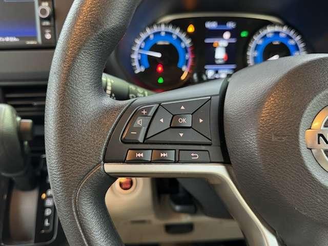 ルークス 660 X スクエア佐原 特 選 車 1 0 月 登 録 限 アラモニ 前後衝突軽減ブレーキ ワンオーナー車 スマートキー 定期点検記録簿 キーフリー ドライブレコーダー フルオートエアコン パワーウインドウ バックカメラ Wエアバック メモリーナビ エアバック(5枚目)
