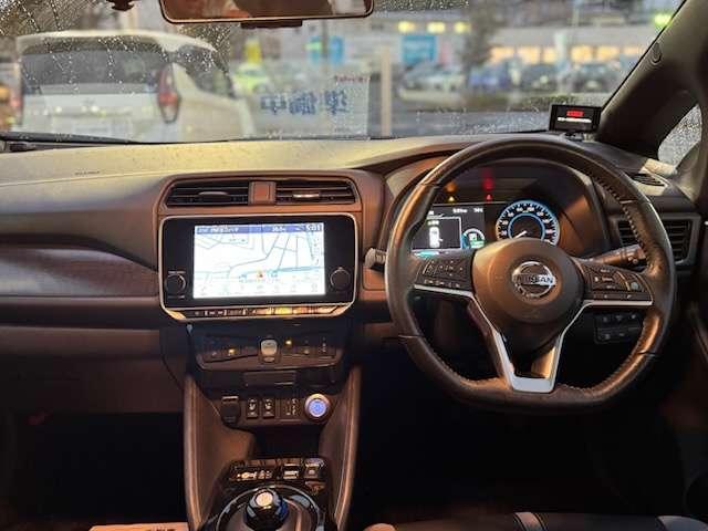 リーフ e+ G スクエア佐原 特 選 車 12セグメント 上 インテリジェントアラウンドビューモニター 黒革シート LEDヘッド インテリジェントキー レーダークルコン 車線逸脱 メモリーナビ ETC 1オーナー 記録簿 Bカメラ キーフリー ナビTV AC(3枚目)