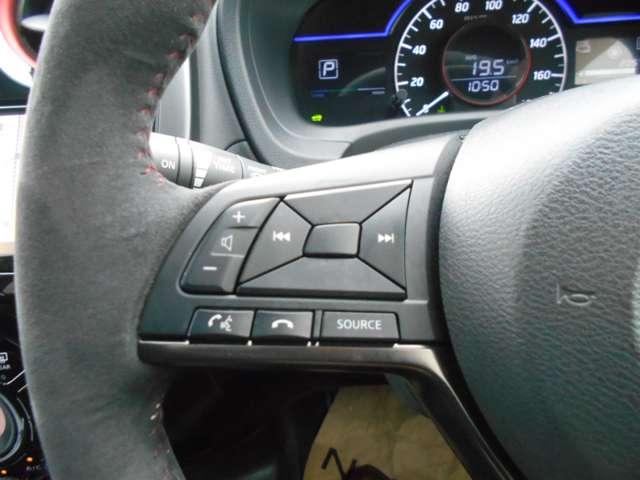 ノート 1.2 e-POWER NISMO アラウンドビューモニター LEDランプ ワンオーナー車 クルコン Bカメラ メモリーナビ付き レーンアシスト フルオートエアコン スマートキープッシュスタート Wエアバッグ アルミ キーフリー ドラレコ 記録簿 サイドカメラ(6枚目)