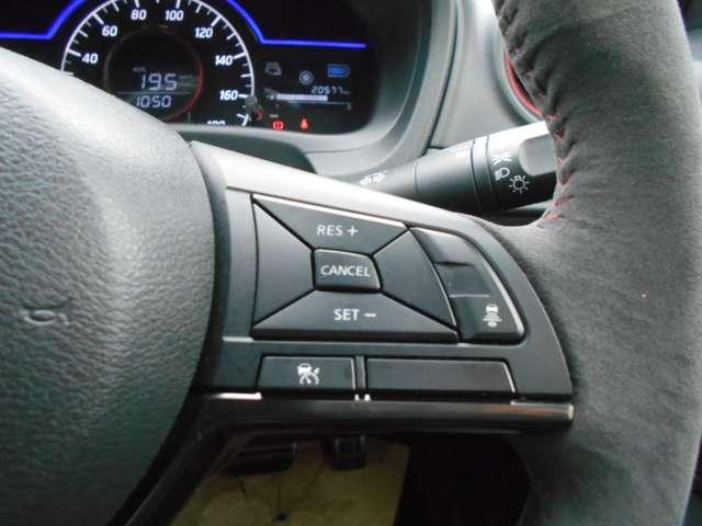 ノート 1.2 e-POWER NISMO アラウンドビューモニター LEDランプ ワンオーナー車 クルコン Bカメラ メモリーナビ付き レーンアシスト フルオートエアコン スマートキープッシュスタート Wエアバッグ アルミ キーフリー ドラレコ 記録簿 サイドカメラ(7枚目)