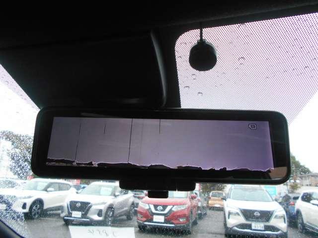 ノート 1.2 e-POWER NISMO アラウンドビューモニター LEDランプ ワンオーナー車 クルコン Bカメラ メモリーナビ付き レーンアシスト フルオートエアコン スマートキープッシュスタート Wエアバッグ アルミ キーフリー ドラレコ 記録簿 サイドカメラ(8枚目)