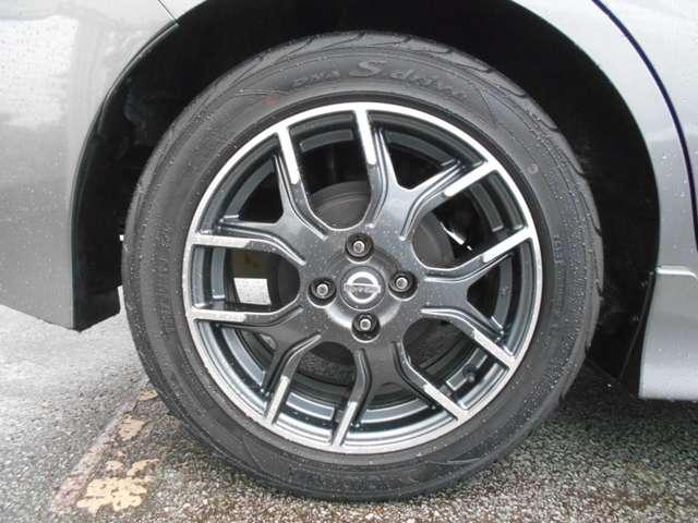 ノート 1.2 e-POWER NISMO アラウンドビューモニター LEDランプ ワンオーナー車 クルコン Bカメラ メモリーナビ付き レーンアシスト フルオートエアコン スマートキープッシュスタート Wエアバッグ アルミ キーフリー ドラレコ 記録簿 サイドカメラ(20枚目)