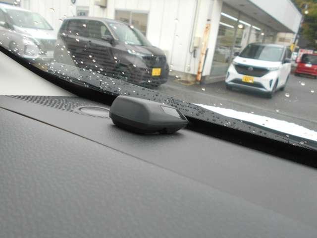 セレナ １．４　ｅ－ＰＯＷＥＲ　ハイウェイスターＶ　プロパイロット　自動（被害軽減）ブレーキ　ＬＤＰ　追従クルーズ　ＬＥＤランプ　バックモニター　アルミホイール　ドライブレコーダ　ＥＴＣ　記録簿　スマートキー　１オナ　オートエアコン　サイドカーテンエアバック　ナビＴＶ（16枚目）