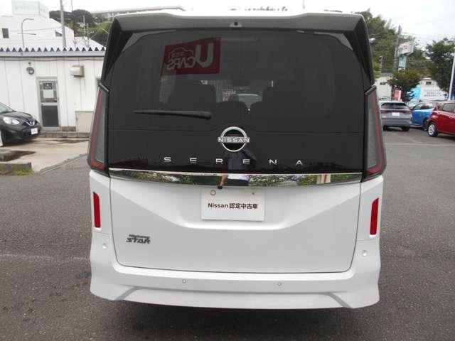 セレナ ２．０　ハイウェイスターＶ　スクエア佐原　特　選　車　Ｗ電動スライド　レーダークルコン　レーンアシスト　展示試乗車ＵＰ　ＬＥＤランプ　ワンオーナー車　ＥＴＣ装備　カーテンエアバッグ　アルミホイール　キーフリー　メモリ－ナビ　ナビＴＶ　記録簿　エアコン（6枚目）