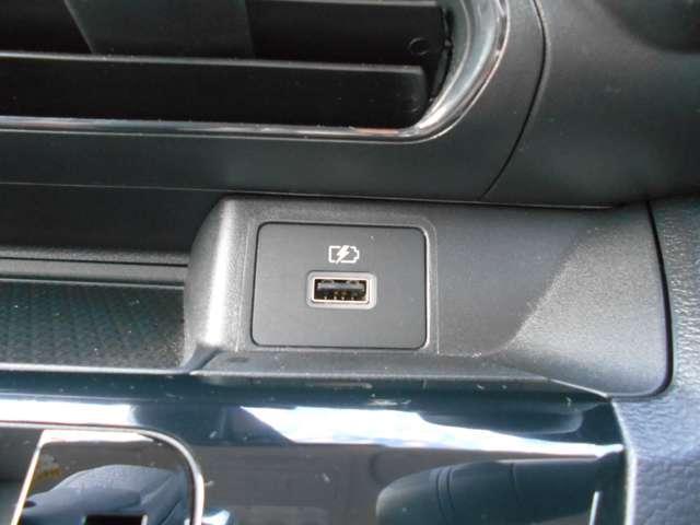 デイズ 660 ボレロ ボレロ 全周囲モニター 1オーナー フルオートエアコン スマートキー Wエアバック アイドリングストップ 衝突回避支援(11枚目)