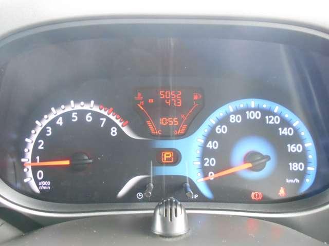 キューブ １．５　１５Ｘ　Ｖセレクション　スクエア佐原　特　選　車　１オーナー　ＡＵＴＯエアコン　ＥＴＣ　記録簿付き　メモリーナビ　キ－フリ－　ナビＴＶ　ワンセグＴＶ　ＡＢＳ　パワーステアリング　運転席エアバッグ　スマートキーＰスタート　パワーウィンドゥ（5枚目）