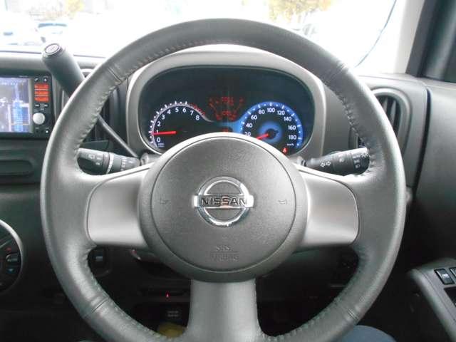 キューブ １．５　１５Ｘ　Ｖセレクション　スクエア佐原　特　選　車　１オーナー　ＡＵＴＯエアコン　ＥＴＣ　記録簿付き　メモリーナビ　キ－フリ－　ナビＴＶ　ワンセグＴＶ　ＡＢＳ　パワーステアリング　運転席エアバッグ　スマートキーＰスタート　パワーウィンドゥ（6枚目）