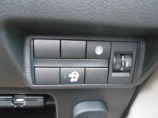 デイズ 660 X 純正前後ドラレコ アラウンドビューモニタ アラウンドM 踏み間違え防止 スマートキー バックカメラ 1オーナー ETC アイドリングストップ ドライブレコーダー キーレス フルオートエアコン ナビTV WAB 記録簿 運転席エアバック PS(11枚目)