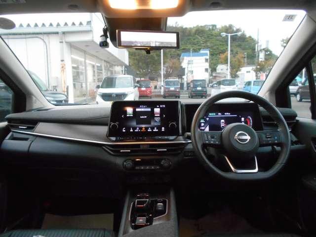 オーラ 1.2 G レザーエディション プロパイロット アラウンドビューモニター ワンオーナ 追突防止 レーダークルーズ 本革 車線逸脱警報装置 LED ドライブレコーダー 記録簿 バックモニター ETC インテリジェントキー メモリーナビゲーション AW キーレスエントリー(4枚目)