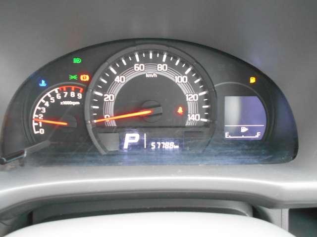 NV100クリッパーバン 660 DX GLパッケージ ハイルーフ CD・ラジオ一体型チューナー ETCユニット エマージェンシーB パワーウィンド ETC付き メンテナンスノート キーレスエントリー エアコン ダブルエアバッグ ワンオーナー パワーステアリング 運転席エアバッグ ABS アイドリンクストップ(5枚目)