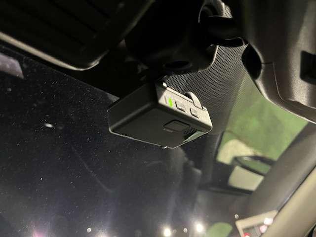 ノート 1.2 e-POWER メダリスト アラウンドビューモニター スマートミラー 被害軽減ブレーキ TVナビ ドライブレコーダ バックモニター クルコン インテリキー 盗難防止装置 LEDランプ ワンオーナー キーフリー アルミホイール ETC オートエアコン 記録簿 メモリーナビ(13枚目)