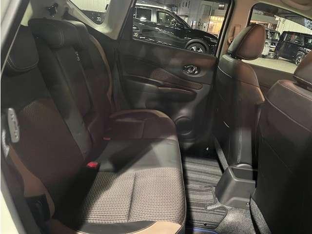 ノート 1.2 e-POWER メダリスト アラウンドビューモニター スマートミラー 被害軽減ブレーキ TVナビ ドライブレコーダ バックモニター クルコン インテリキー 盗難防止装置 LEDランプ ワンオーナー キーフリー アルミホイール ETC オートエアコン 記録簿 メモリーナビ(17枚目)