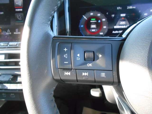 オーラ １．２　Ｇ　９０周年記念車　弊社元展示・試乗車　プロパイロット　ＥＴＣ２．０　アラウンドモニ　ＬＥＤ　スマートキー　衝突軽減ブレーキ　寒冷地仕様　試乗車　オートエアコン　アルミ　メモリーナビ　ドラレコ　バックカメラ　サイドカメラ　キーレス　ＥＴＣ　レーダークルーズ（7枚目）