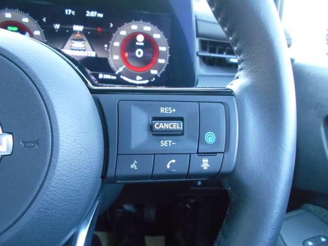 オーラ １．２　Ｇ　９０周年記念車　弊社元展示・試乗車　プロパイロット　ＥＴＣ２．０　アラウンドモニ　ＬＥＤ　スマートキー　衝突軽減ブレーキ　寒冷地仕様　試乗車　オートエアコン　アルミ　メモリーナビ　ドラレコ　バックカメラ　サイドカメラ　キーレス　ＥＴＣ　レーダークルーズ（8枚目）