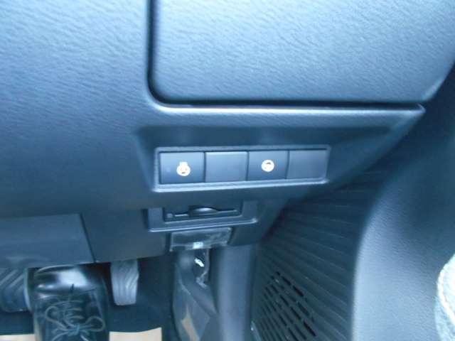 オーラ １．２　Ｇ　９０周年記念車　弊社元展示・試乗車　プロパイロット　ＥＴＣ２．０　アラウンドモニ　ＬＥＤ　スマートキー　衝突軽減ブレーキ　寒冷地仕様　試乗車　オートエアコン　アルミ　メモリーナビ　ドラレコ　バックカメラ　サイドカメラ　キーレス　ＥＴＣ　レーダークルーズ（15枚目）