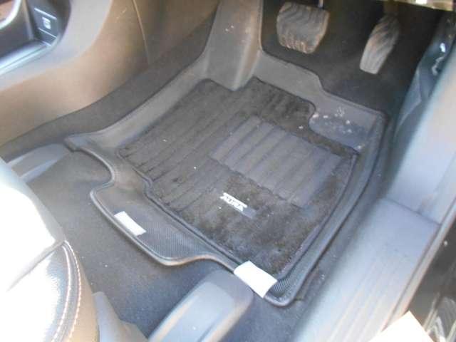 オーラ １．２　Ｇ　９０周年記念車　弊社元展示・試乗車　プロパイロット　ＥＴＣ２．０　アラウンドモニ　ＬＥＤ　スマートキー　衝突軽減ブレーキ　寒冷地仕様　試乗車　オートエアコン　アルミ　メモリーナビ　ドラレコ　バックカメラ　サイドカメラ　キーレス　ＥＴＣ　レーダークルーズ（20枚目）