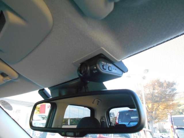 デイズ ６６０　ハイウェイスターＸ　弊社展示・試乗車　純正前後ドラレコ　ＥＴＣ２．０　ブレーキサポート　全周囲カメラ　ＬＥＤ　ドライブレコーダー　１オーナー　インテリジェントキー　ＥＴＣ　バックカメラ　ナビＴＶ　アイドリングストップ　オートエアコン　デュアルエアバッグ　記録簿　キーレス（11枚目）