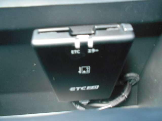 デイズ ６６０　ハイウェイスターＸ　弊社展示・試乗車　純正前後ドラレコ　ＥＴＣ２．０　ブレーキサポート　全周囲カメラ　ＬＥＤ　ドライブレコーダー　１オーナー　インテリジェントキー　ＥＴＣ　バックカメラ　ナビＴＶ　アイドリングストップ　オートエアコン　デュアルエアバッグ　記録簿　キーレス（13枚目）