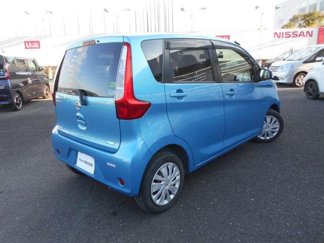 デイズ ６６０　Ｘ　アラウンドビューモニター　社外ドラレコ　ｉＳＴＯＰ　Ｗエアバック　ＴＶナビ　オ－トエアコン　バックカメラ　メモリーナビ　ＡＢＳ　記録簿有　運転席エアバッグ　キーレス　パワーウィンドウ　パワーステアリング　サイドカメラ　ワンセグＴＶ（3枚目）