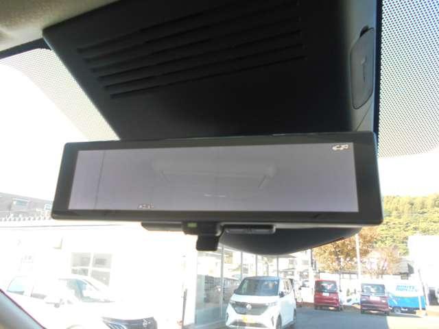 セレナ ２．０　ハイウェイスターＶ　弊社元展示・試乗車　ＡＷＩＮエアロ　ＥＴＣ２．０　Ｗ電動スライド　レーダークルコン　レーンアシスト　展示試乗車ＵＰ　ＬＥＤランプ　ワンオーナー車　ＥＴＣ装備　カーテンエアバッグ　アルミホイール　キーフリー　メモリ－ナビ　ナビＴＶ　記録簿　エアコン（9枚目）