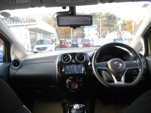 ノート １．２　ｅ－ＰＯＷＥＲ　Ｘ　アラウンドビューモニター　プロパイロット　３６０°カメラ　記録簿付　Ｒカメラ　運転席助手席エアバック　ＡＵＴＯエアコン　１オーナー　ナビ　盗難防止システム　ＡＷ　サイドカメラ　運転席エアバッグ　キーレスエントリー　ドラレコ　ＥＴＣ車載器（4枚目）