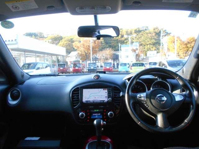 バックモニター付きで駐車もらくらく