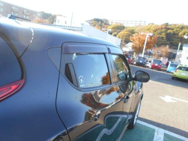 高級感演出させる純正アルミ。