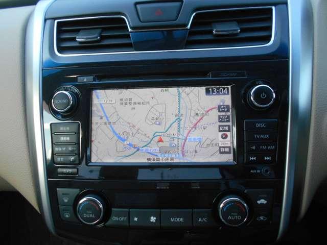 ティアナ ２．５　ＸＬ　アラウンドビューモニター　純正前ドラレコ　ワンオーナー車　アラウンドビュ－モニタ－　スマキー　ドライブレコーダー　クルコン　カーテンエアバック　ＡＡＣ　パワーウインドウ　ＥＴＣ　Ｂカメラ　アルミホイール　キーレス　メモリーナビ　ワンセグＴＶ（6枚目）