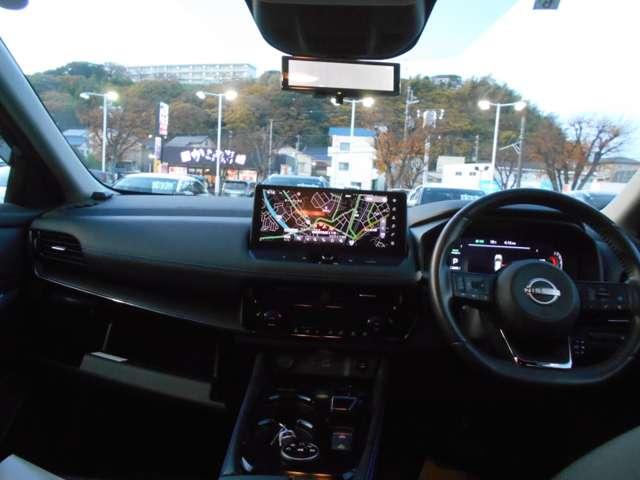 エクストレイル 1.5 AUTECH e-4ORCE 4WD ニッサンコネクトナビ 純正前後ドラレコ ワンオーナー メモリーナビ 点検記録簿 LEDライト アルミホイール エマブレ バックカメラ インテリジェントキー ドライブレコーダー 4WD ETC カーテンエアバック レーダークルーズ 全方位(4枚目)