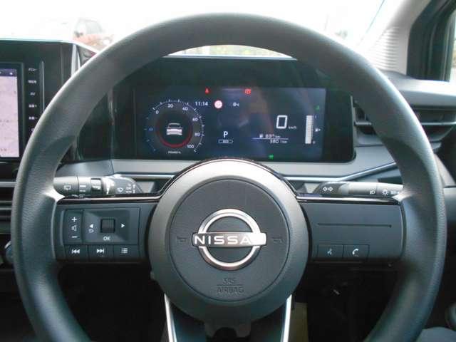 ノート 1.2 X 弊社元展示・試乗車 スマートミラー ETC2.0 リアカメラ 衝突被害軽減ブレ-キ 全方位カメラ ETC付 LEDヘッドライト インテリジェントキー ワンオーナー ドラレコ 整備記録簿 ワンセグTV TVナビ サイドカーテンエアバック サイドカメラ(7枚目)