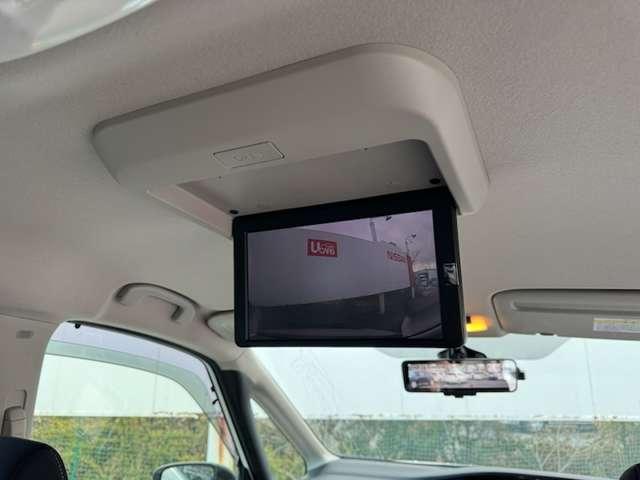 セレナ １．２　ｅ－ＰＯＷＥＲ　ハイウェイスター　Ｖ　スクエア佐原　３６０°カメラ　エマジェンシーブレーキ　１オナ　寒冷地仕様　スマキー　バックカメラ　ＬＥＤ　レーンアシスト　点検記録簿付　ＥＴＣ　ドラレコ　アルミホイール　エアバック　メモリーナビ　キーフリー　ＡＢＳ（9枚目）