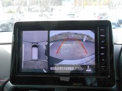アラウンドビューモニター付きで楽々駐車 5