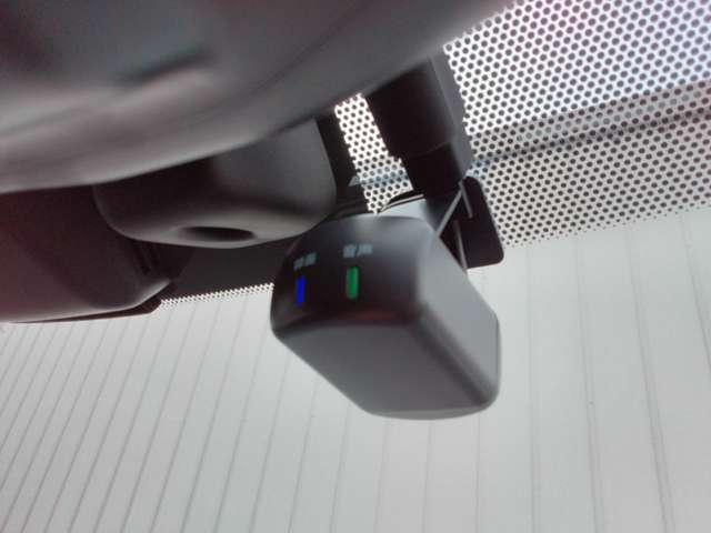 リーフ e+ G ナビ+AVM+BOSE P-pilot 黒本革S+Sヒーター インテリジェントアラウンドビューモニター 黒革シート LEDヘッド インテリジェントキー レーダークルコン ドライブレコーダー 車線逸脱 メモリーナビ ETC パーキングアシスト 1オーナー 記録簿(14枚目)