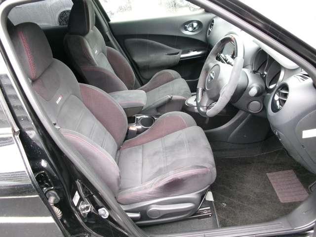 ジューク 1.6 NISMO 4WD ナビ+Bカメラ ETC HIDヘッドライト ワンオーナー バックモニター 切替4WD サイドエアバック メモリナビ キーフリー スマートキー オートエアコン アルミ ナビ&TV ETC車載器 パワーウィンドウ 記録簿 ABS エアバッグ(8枚目)