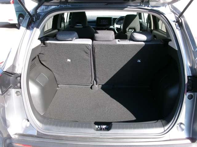 ノート １．２　Ｓ　Ｄオーディオ＋Ｂカメラ　ＥＴＣ　新車保証継承　軽減ブレーキ　ワンオーナー　ＬＤＷ　バックカメラ　インテリキー　イモビライザー　整備点検記録簿　ＥＴＣ　オートエアコン　サイドエアバッグ　パワーウインドウ　リモコンキー　Ｉ－ＳＴＯＰ　エアバッグ（8枚目）