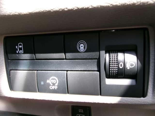 ルークス ６６０　Ｘ　ナビ＋ＡＶＭ　前後Ｄレコ　ＥＴＣ　１オーナー　１年保証　アラモニ　前後衝突軽減ブレーキ　ワンオーナー車　車線逸脱防止　ＥＴＣ　スマートキー　定期点検記録簿　キーフリー　ドライブレコーダー　ｉ－ｓｔｏｐ　フルオートエアコン　パワーウインドウ　バックカメラ（14枚目）