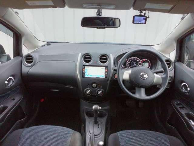 ノート 1.2 X DIG-S ナビ+AVM ドラレコ 1オーナー アイドリングストップ機能 左右エアバック イモビ AAC スマキー バックカメラ付き サイドカメラ ETC 整備記録簿 パワーウィンドウ ドライブレコーダー ABS キーフリー 1オーナー ナビTV(4枚目)