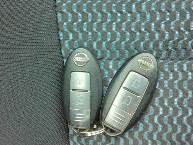 ノート 1.2 X DIG-S ナビ+AVM ドラレコ 1オーナー アイドリングストップ機能 左右エアバック イモビ AAC スマキー バックカメラ付き サイドカメラ ETC 整備記録簿 パワーウィンドウ ドライブレコーダー ABS キーフリー 1オーナー ナビTV(16枚目)