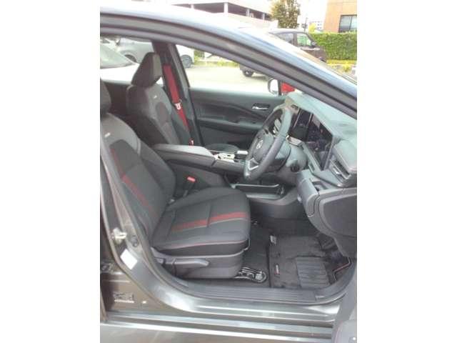 オーラ 1.2 NISMO ナビ+AVM プロパイロット 1オーナー カーテンエアバッグ エマブレ 寒冷地 インテリキー ETC ドラレコ 車線逸脱警報 ワンセグ キーフリーシステム ダブルエアバック 定期点検記録簿 アルミホイール 運転席エアバッグ メモリーナビ(8枚目)