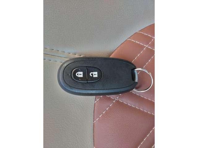 アルトラパンショコラ 660 ショコラ X スマートフォン連携ナビゲーション仕様車 ナビ+バックカメラ HID A/W 専用シート セキュリティー アイドリング バックアイカメラ ナビ付 全席PW スマ-トキ- WエアB 運転席エアバッグ AC パワステ 記録簿 キーレス ABS メモリーナビゲーション アルミホイール(13枚目)