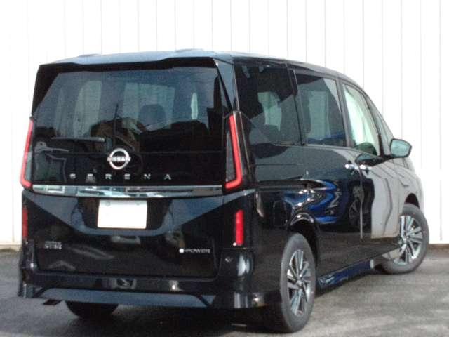 セレナ 1.4 e-POWER ハイウェイスターV 防水シート ナビ+AVM 後席モニター 自動(被害軽減)ブレーキ 展示試乗車UP LDP 追従クルーズ LEDランプ 寒冷地仕様 バックモニター アルミホイール ドライブレコーダ ETC 記録簿 盗難防止システム スマートキー 1オナ(2枚目)
