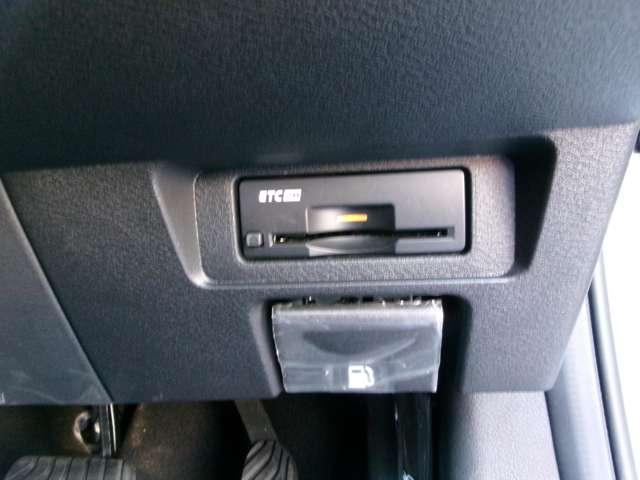 オーラ 1.2 G ナビ+AVM+BOSE ETC2.0 Dレコ 試乗車 LED A/ 自動(被害軽減)ブレーキ 試乗車アップ LED LKA サイドカメラ ETC ドライブレコーダー カーテンエアバッグ イモビライザー アルミホイール 禁煙 インテリジェントキー パワーウィンドウ(12枚目)