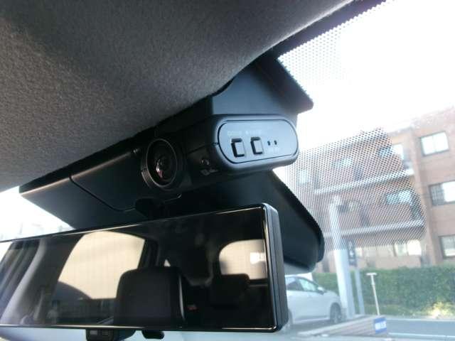 オーラ 1.2 G ナビ+AVM+BOSE ETC2.0 Dレコ 試乗車 LED A/ 自動(被害軽減)ブレーキ 試乗車アップ LED LKA サイドカメラ ETC ドライブレコーダー カーテンエアバッグ イモビライザー アルミホイール 禁煙 インテリジェントキー パワーウィンドウ(13枚目)