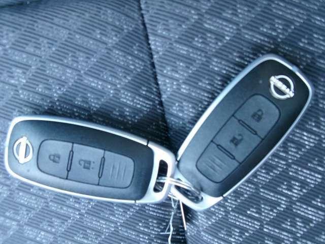 オーラ 1.2 G ナビ+AVM+BOSE ETC2.0 Dレコ 試乗車 LED A/ 自動(被害軽減)ブレーキ 試乗車アップ LED LKA サイドカメラ ETC ドライブレコーダー カーテンエアバッグ イモビライザー アルミホイール 禁煙 インテリジェントキー パワーウィンドウ(19枚目)