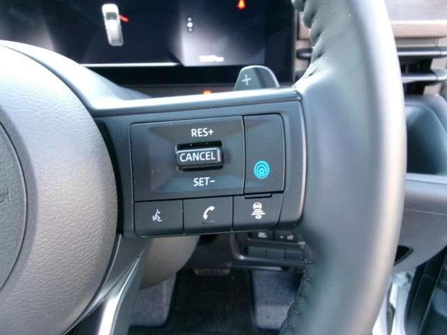 セレナ ２．０　ハイウェイスターＶ　ナビ＋ＡＶＭ＋後席Ｍ　ＡＷＩＮフルエアロ　試乗車　ＥＴＣ　Ｗ電動スライド　レーダークルコン　レーンアシスト　展示試乗車ＵＰ　ＬＥＤランプ　ワンオーナー車　盗難防止システム　ＥＴＣ装備　カーテンエアバッグ　アルミホイール　キーフリー　メモリ－ナビ　ナビＴＶ（20枚目）