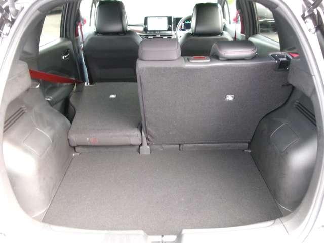 オーラ １．２　ＮＩＳＭＯ　ナビ＋ＡＶＭ＋ＢＯＳＥ　Ｄレコ　ＥＴＣ　Ｐ－ｐｉｌｏｔ　試乗車　Ｓ　カーテンエアバッグ　エマブレ　寒冷地　禁煙　インテリキー　ＥＴＣ　ドラレコ　車線逸脱警報　ワンセグ　キーフリーシステム　ダブルエアバック　定期点検記録簿　アルミホイール　運転席エアバッグ　メモリーナビ（10枚目）