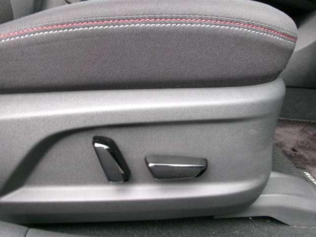 オーラ １．２　ＮＩＳＭＯ　ナビ＋ＡＶＭ＋ＢＯＳＥ　Ｄレコ　ＥＴＣ　Ｐ－ｐｉｌｏｔ　試乗車　Ｓ　カーテンエアバッグ　エマブレ　寒冷地　禁煙　インテリキー　ＥＴＣ　ドラレコ　車線逸脱警報　ワンセグ　キーフリーシステム　ダブルエアバック　定期点検記録簿　アルミホイール　運転席エアバッグ　メモリーナビ（15枚目）