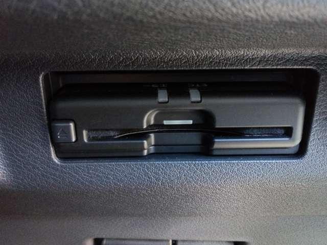 キックス １．２　Ｘ　ＦＯＵＲ　（ｅ－ＰＯＷＥＲ）　４ＷＤ　ナビ＋ＡＶＭ　Ｄレコ　ＥＴＣ２．０　Ｐ－ｐｉｌｏｔ　試乗車　ＬＥＤ　ナビＴＶ　ＬＥＤライト　踏み間違い防止　アラウンドビュ－　ＥＴＣ　禁煙車　盗難防止システム　車線逸脱警報　インテリキー　バックモニター　ワンオーナー　オートエアコン　４ＷＤ　アイドリングストップ（13枚目）