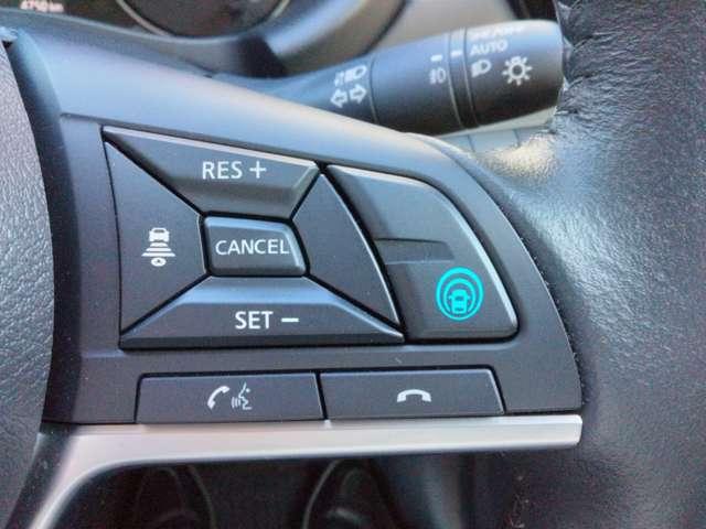 キックス １．２　Ｘ　ＦＯＵＲ　（ｅ－ＰＯＷＥＲ）　４ＷＤ　ナビ＋ＡＶＭ　Ｄレコ　ＥＴＣ２．０　Ｐ－ｐｉｌｏｔ　試乗車　ＬＥＤ　ナビＴＶ　ＬＥＤライト　踏み間違い防止　アラウンドビュ－　ＥＴＣ　禁煙車　盗難防止システム　車線逸脱警報　インテリキー　バックモニター　ワンオーナー　オートエアコン　４ＷＤ　アイドリングストップ（16枚目）